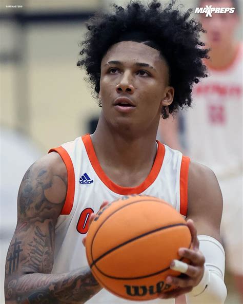 Prep basketball star Mikey Williams arrested on suspicion of assault with a deadly weapon: SDSO